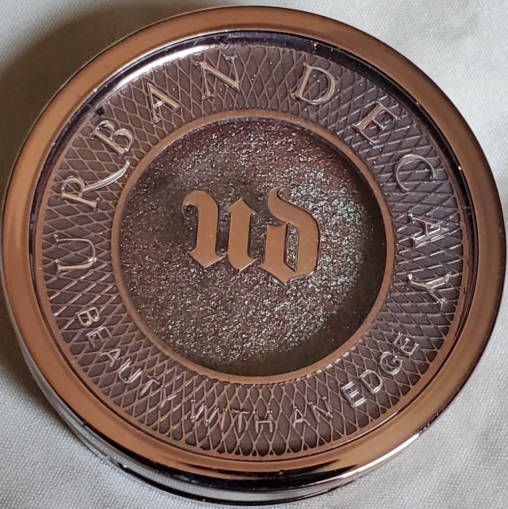 Urban Decay Lounge Eyeshadow